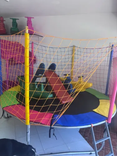 Fábrica de cama elástica (pula pula)