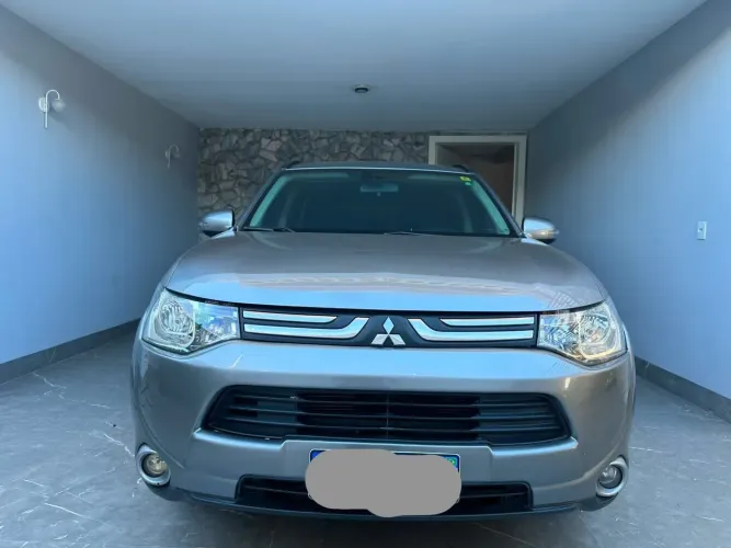 Mitsubishi Outlander 2.0 16V 160cv Aut. 2015