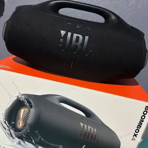 JBL Boombox 4