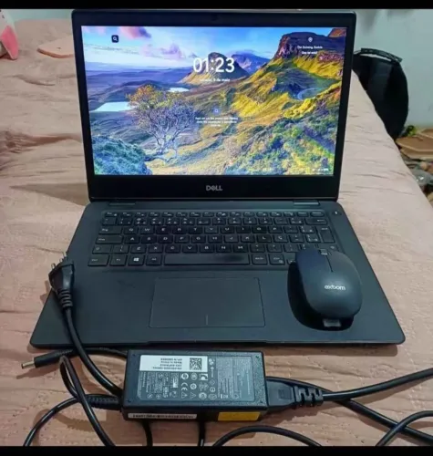 Vendo ou troco Notebook Dell Latitude Core 15 8ª Geração 8GB de Memória ram e 240GB de SSD