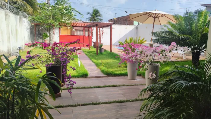 CASA COM PISCINA EM MOSQUEIRO . 260 mil