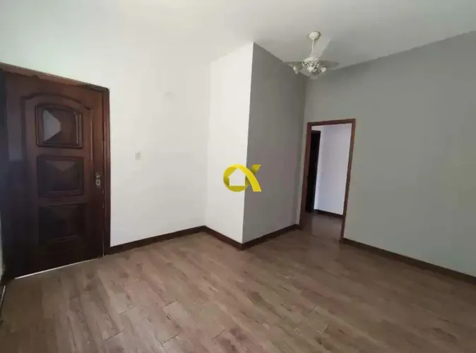 Casa para aluguel no bairro Centro