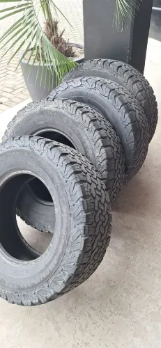 4 PNEUS 265 X 70 R16. Ranger