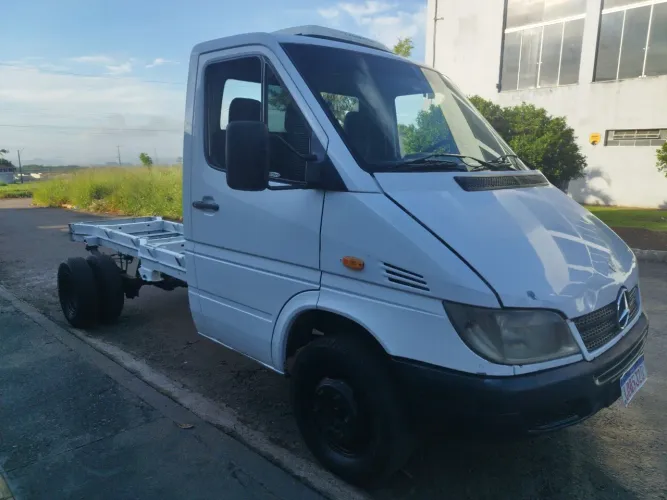 Mercedes Sprinter 413 no Chassi