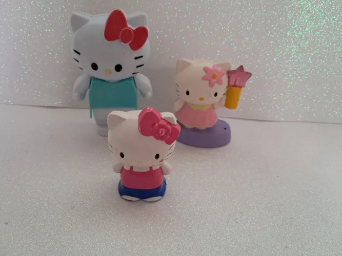 Lote miniaturas colecionáveis Hello kitty