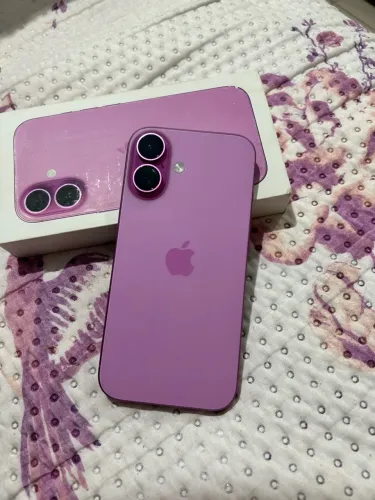 iPhone 16