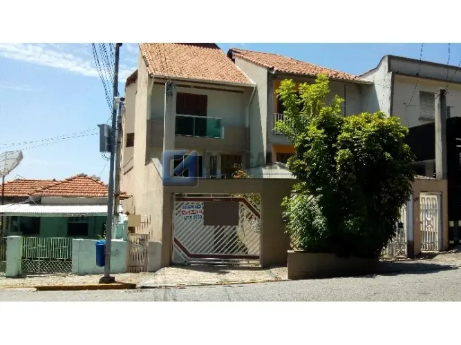 Sobrado à venda em São Caetano do Sul (Bairro Olímpico)  251 m², 3 suítes e 5 vagas