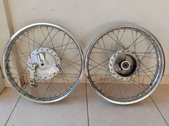 Rodas raiadas originais CG 160