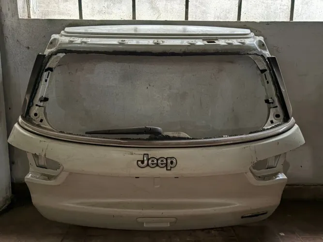 TAMPA TRASEIRA JEEP COMPASS
