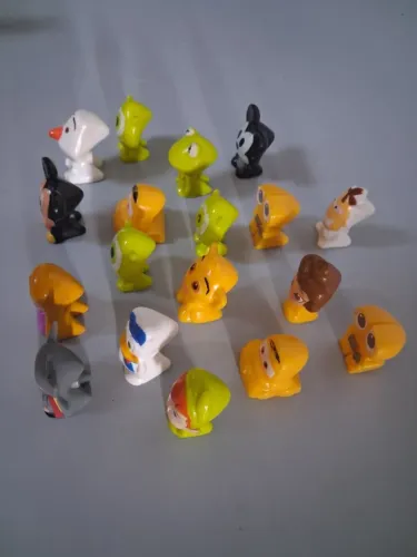 bonecos gogo toy em perfeito estado