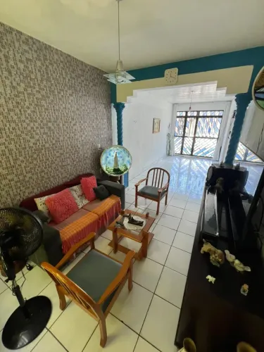 Casa Plana a venda no Bairro Benfica medindo 90m², com 03 Quartos,02 Banheiros e 01 Vaga d