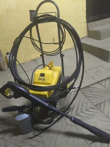 Lavadora de Alta Pressão Profissional 