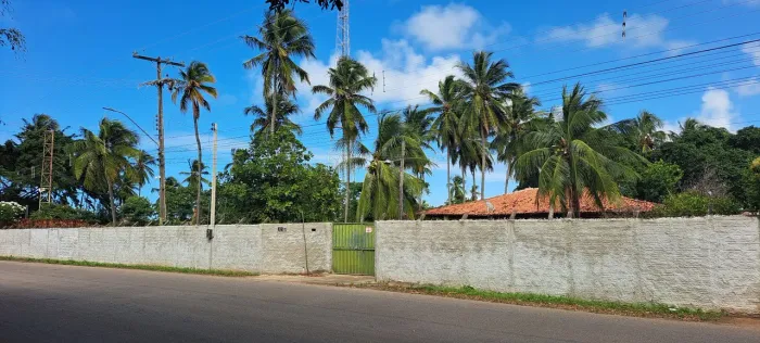 Casa no Pontal de Coruripe-AL com 3 quartos, sala, cozinha e 1 banheiro. Varanda ampla.0l