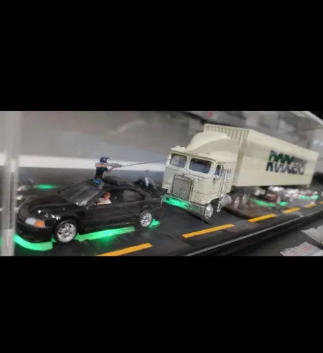 Set Diorama Velozes e Furiosos Rodgers e Honda Civic