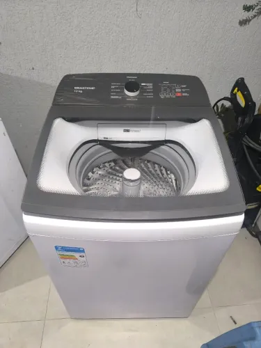 Máquina de lavar roupas