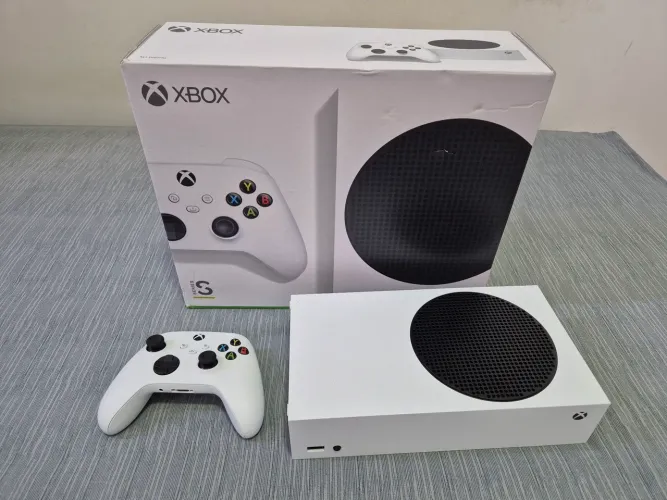 Xbox Series S - Impecável