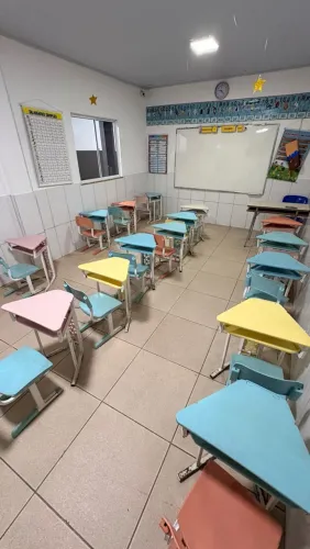 Mesa escolar para pré escola