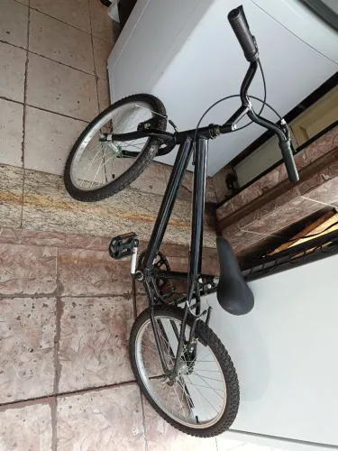 Bicicleta aro preta