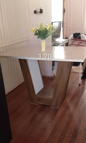 Vendo mesa, microondas e balcão 
