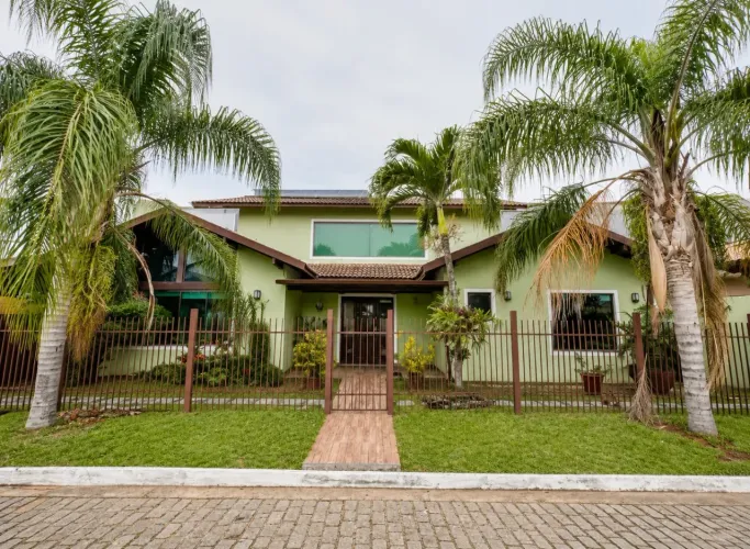 Casa em Condomínio para Locação em São Pedro da Aldeia, Nova São Pedro, 5 dormitórios, 2 s
