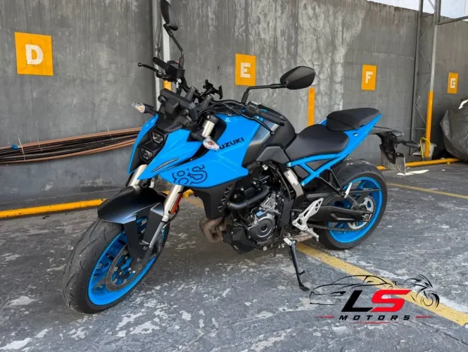 Suzuki Gsx 8s (repasse) moto zero 