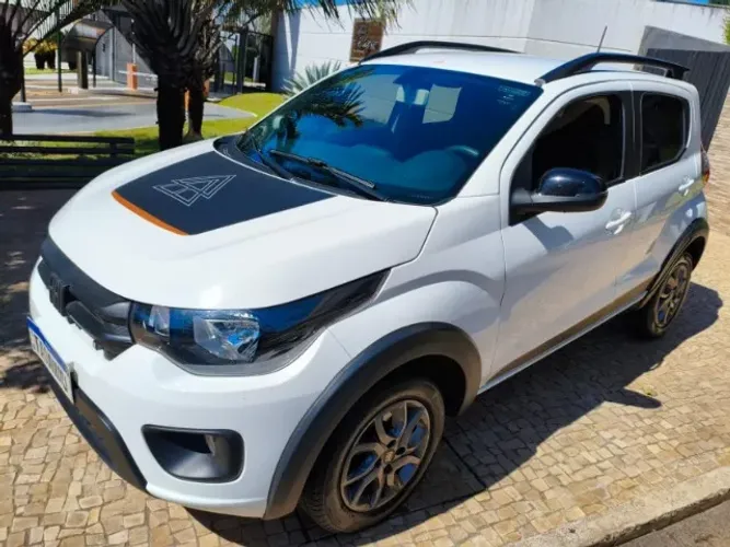 Fiat Mobi Trekking 1.0 Flex 5P 2025
