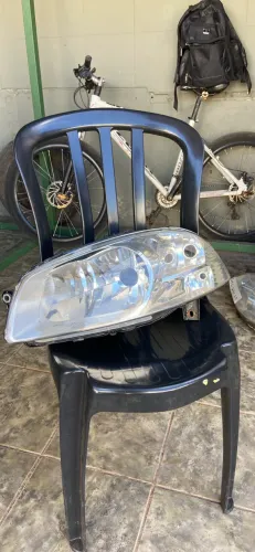 Farol palio bolha lado motorista ( usado )