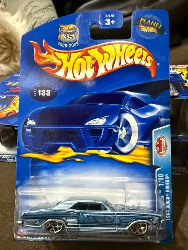 Hot Wheels - Buick Rivera 1964 - ano 2002