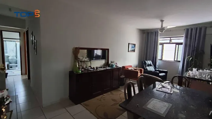 Apartamento com 2 dormitórios à venda, 88 m² por R$ 350.000,00 - Laranjeiras - Juiz de For