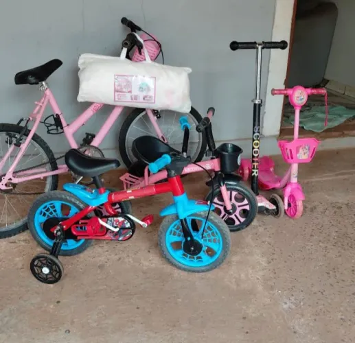Combo de brinquedos
