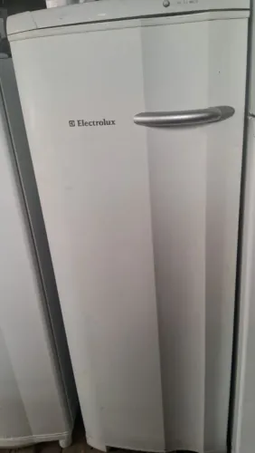 Freezer vertical 