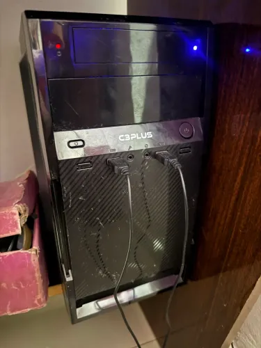 PC Intel Core i5 RAM 4 GB 224 GB 