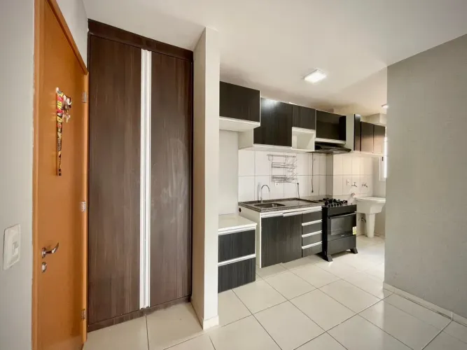 Apartamento de três quartos, uma suíte TORRES VILLE D'ITALIA - Cuiabá - MT