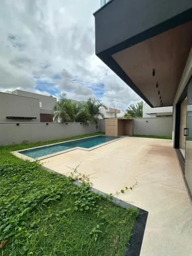 SOBRADO COM 4 SUÍTES À VENDA, 344m2 - ALPHAVILLE II