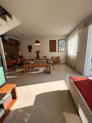 Casa em condomínio no Butantã 3 dorms suite 2 vagas