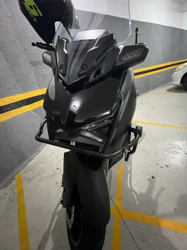 Yamaha XMax 250 Connected 2025