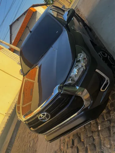 Toyota Hilux CD SRV 4X4 2.8 TDI Diesel Aut. 2022