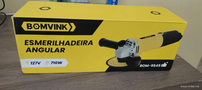 Esmerilhadeira ou lixadeiras 127 volts 710 watts de potência.