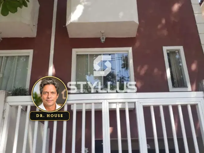 Casa Duplex com 2 Quartos, Varanda e 2 Vagas na Piedade! M51G