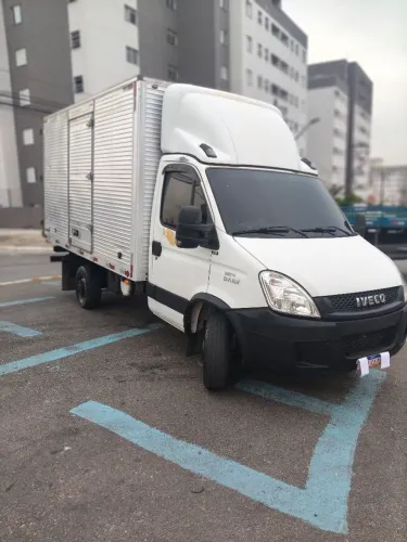 Iveco Daily Chassi 35s14 3.0 16V Diesel Mec. (e5) 2015