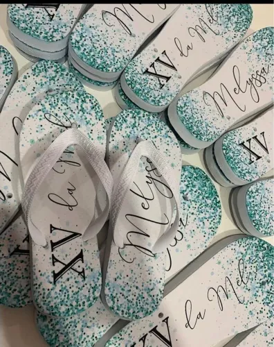10 chinelos personalizados