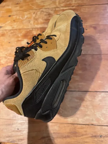 Tênis Air Max raro muito novo 