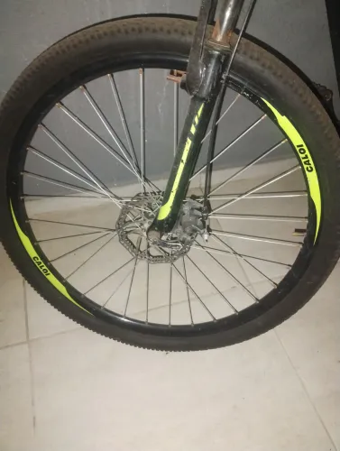 Bicicleta Caloi usada 