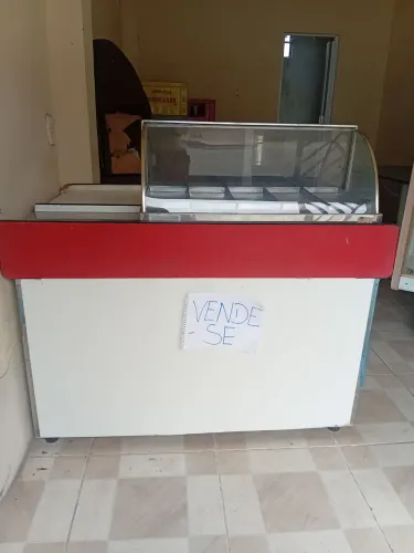 balcão, vitrine, etc.