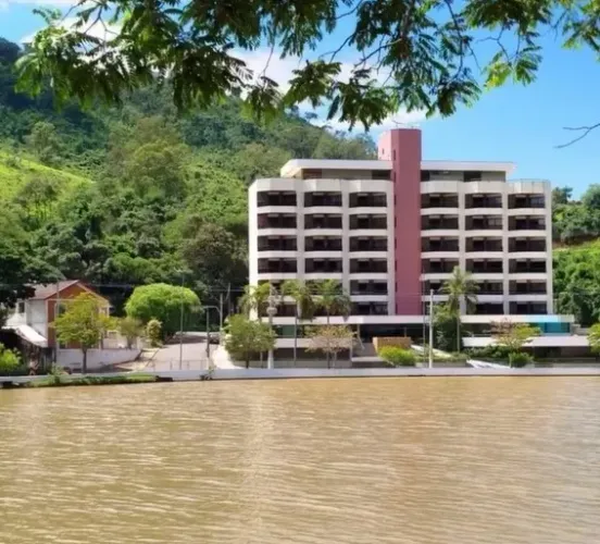 Apartamento Mobiliado com Vista Deslumbrante para o Lago ? Pronto pra Morar em Águas de Li