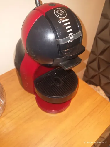 CAFETEIRA ELÉTRICA DOLCE GUSTO 127Wts