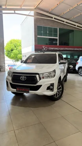 Toyota Hilux CD SRV 4X4 2.8 TDI Diesel Aut. 2020
