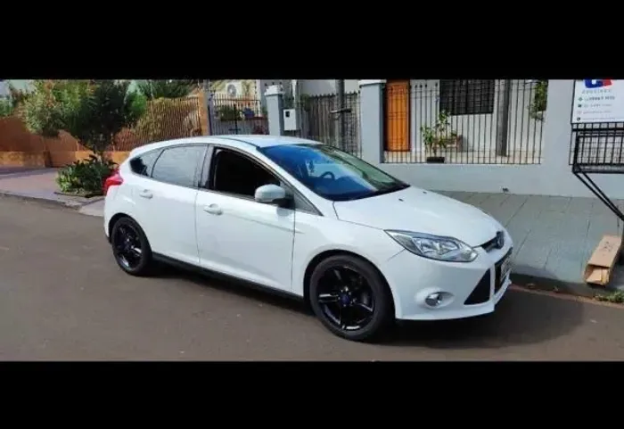 Ford Focus 2.0 16v/se/se Plus Flex 5P Aut. 2015