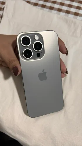 ? iPhone 15 Pro 128 GB - Titânio Natural | Excelente Estado