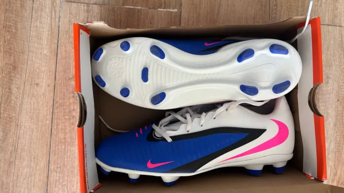 Chuteira Nike 41 Phantom 6